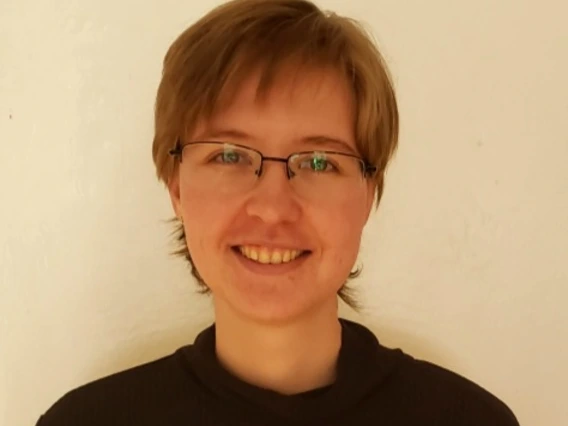 Ekaterina Makhnina Headshot
