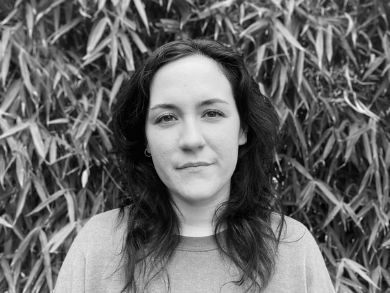Nellie Papsdorf Headshot