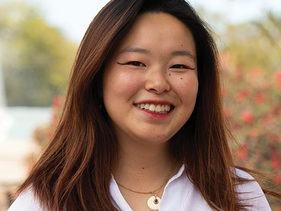 Astrid Liu Headshot 2024
