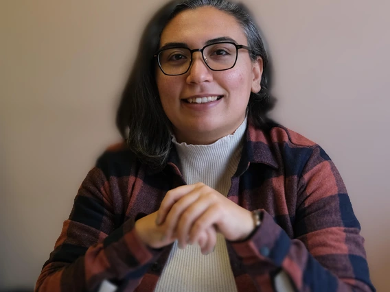 Gaye Cetin Headshot
