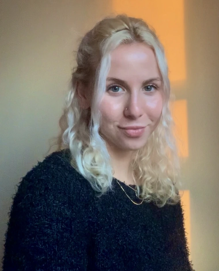 Maya Bernstein-Schalet Headshot