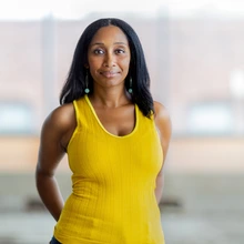 Dionne Irving Headshot
